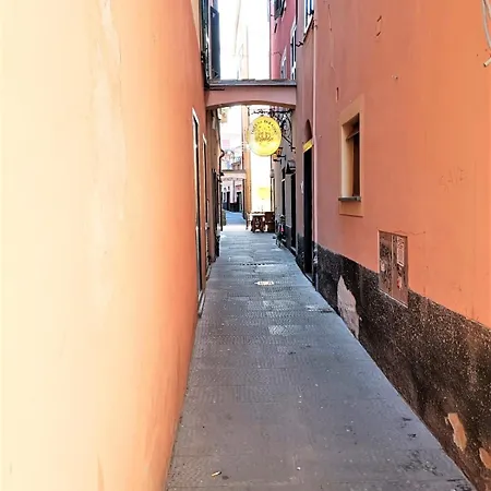 Fronte Del Golf * Rapallo