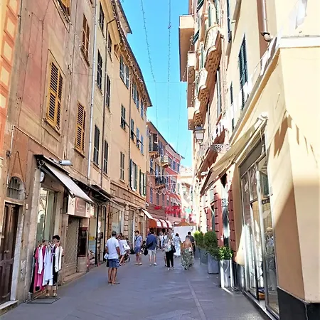 Fronte Del Golf Rapallo