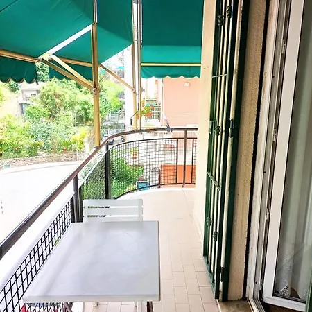 Fronte Del Golf アパート ラッパロ