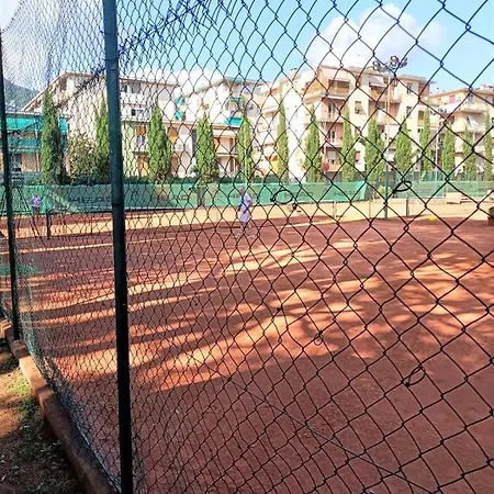 Apartman Fronte Del Golf *