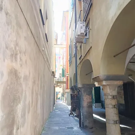 Fronte Del Golf アパート