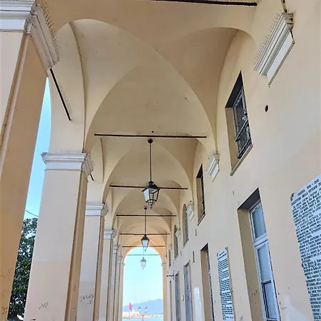 Fronte Del Golf アパート *