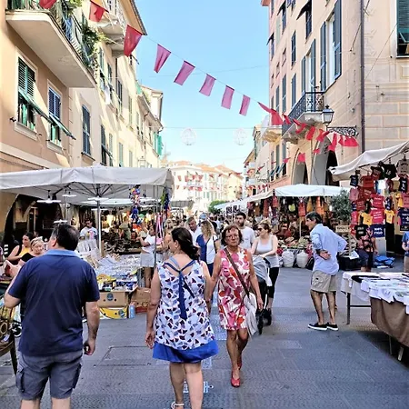 アパート Fronte Del Golf ラッパロ