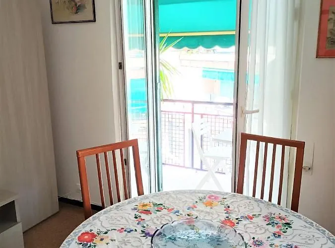 Fronte Del Golf Lägenhet