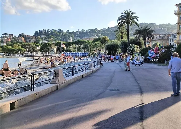 Fronte Del Golf * Rapallo