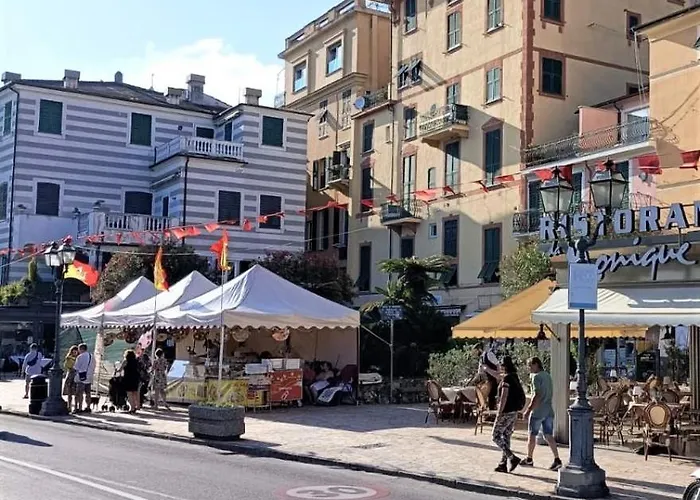 Fronte Del Golf Rapallo