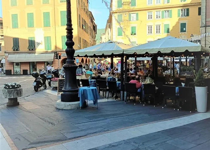 Lägenhet Fronte Del Golf Rapallo